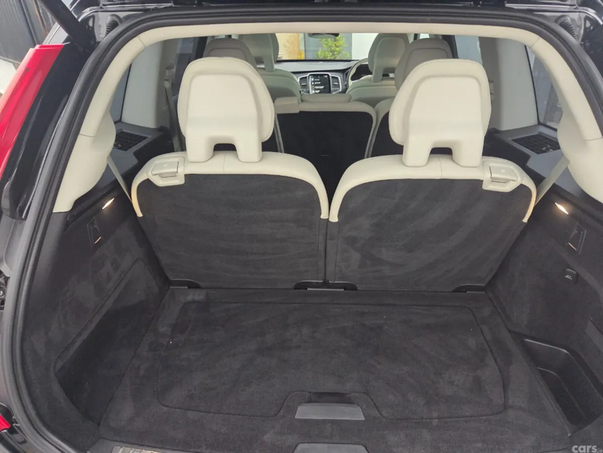 Volvo XC90 MPV, Diesel, 2021, Black