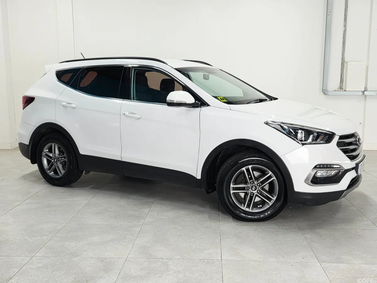 Hyundai Santa Fe SUV, Diesel, 2017, White