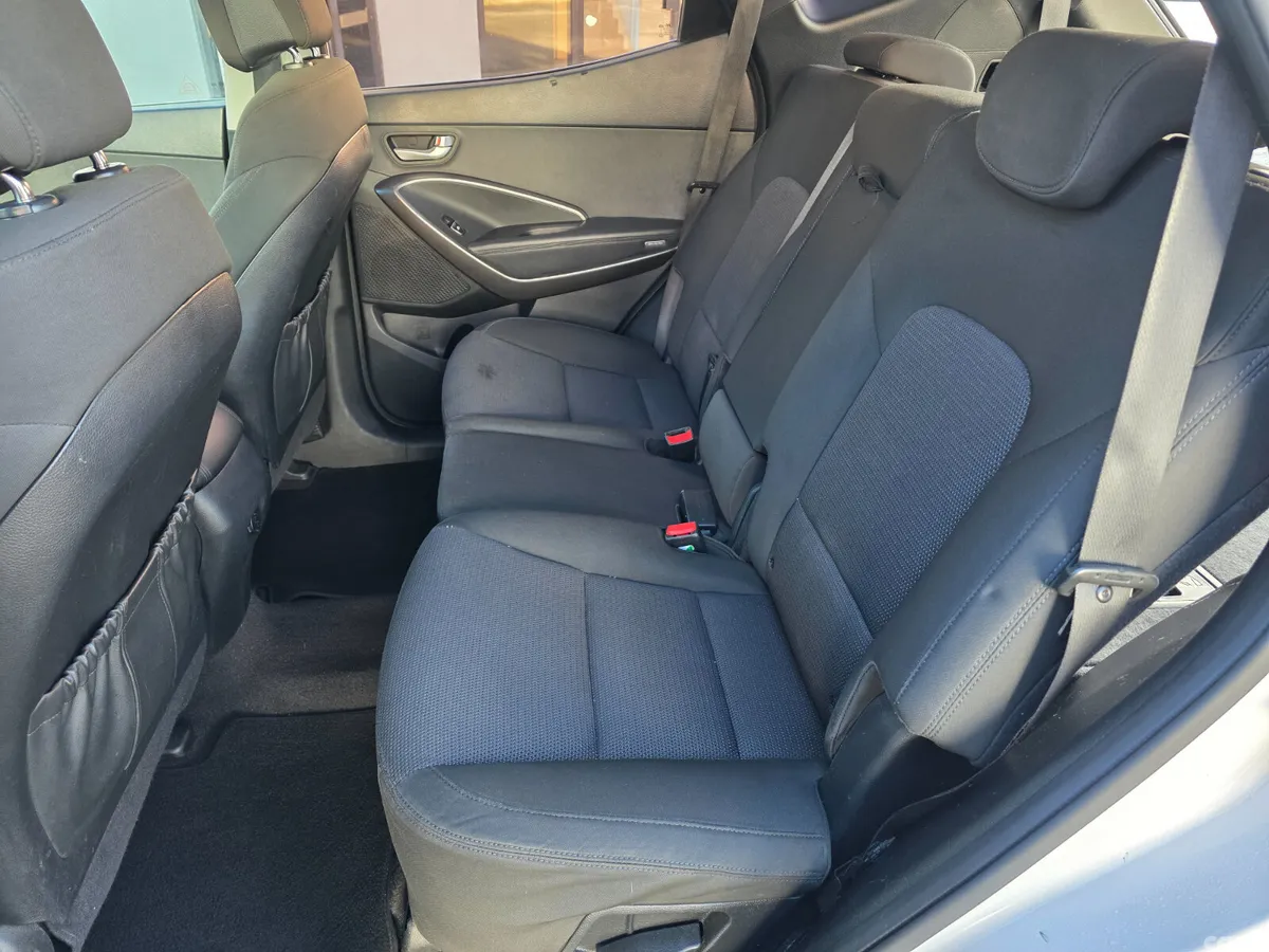 Hyundai Santa Fe SUV, Diesel, 2017, White