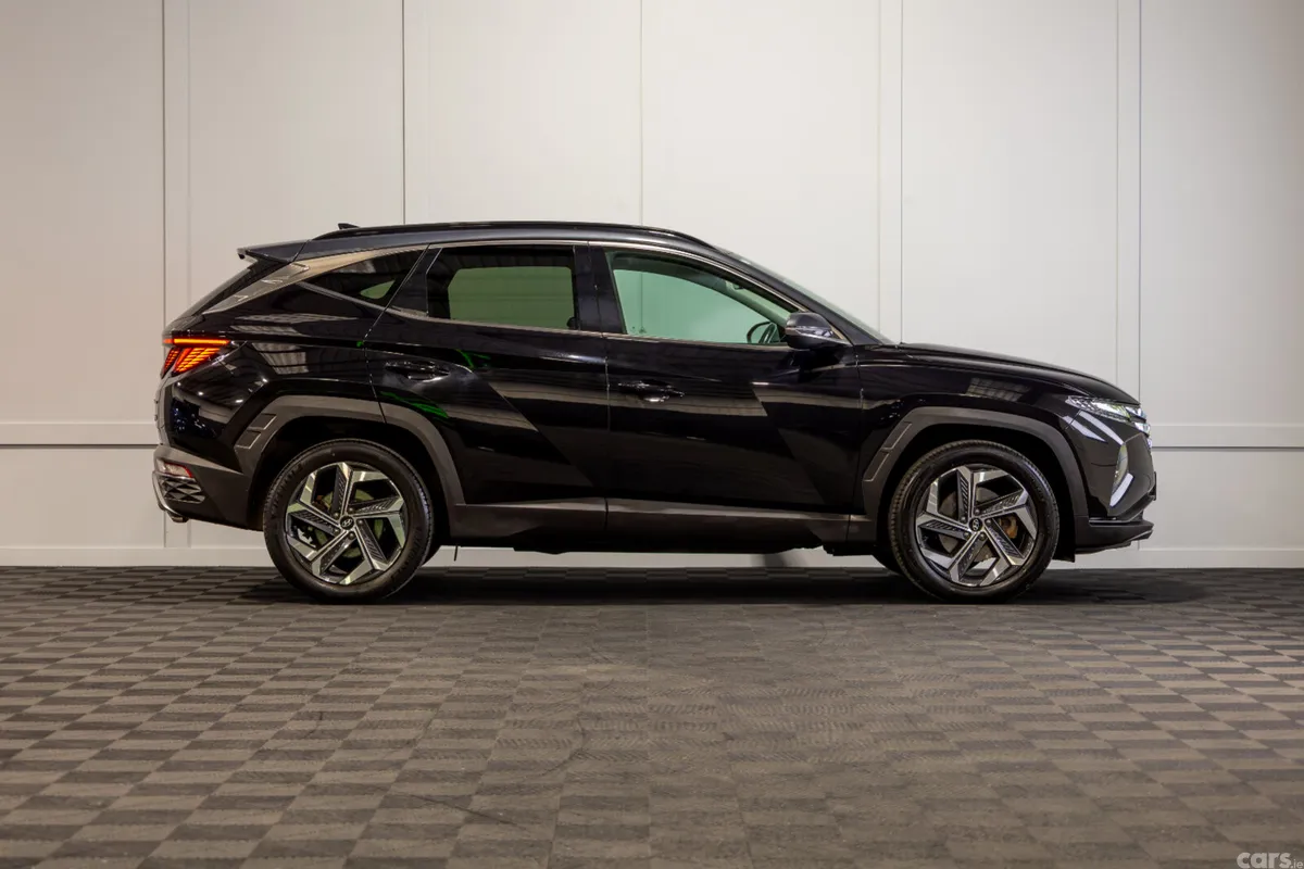 Hyundai Tucson SUV, Petrol Hybrid, 2021, Black