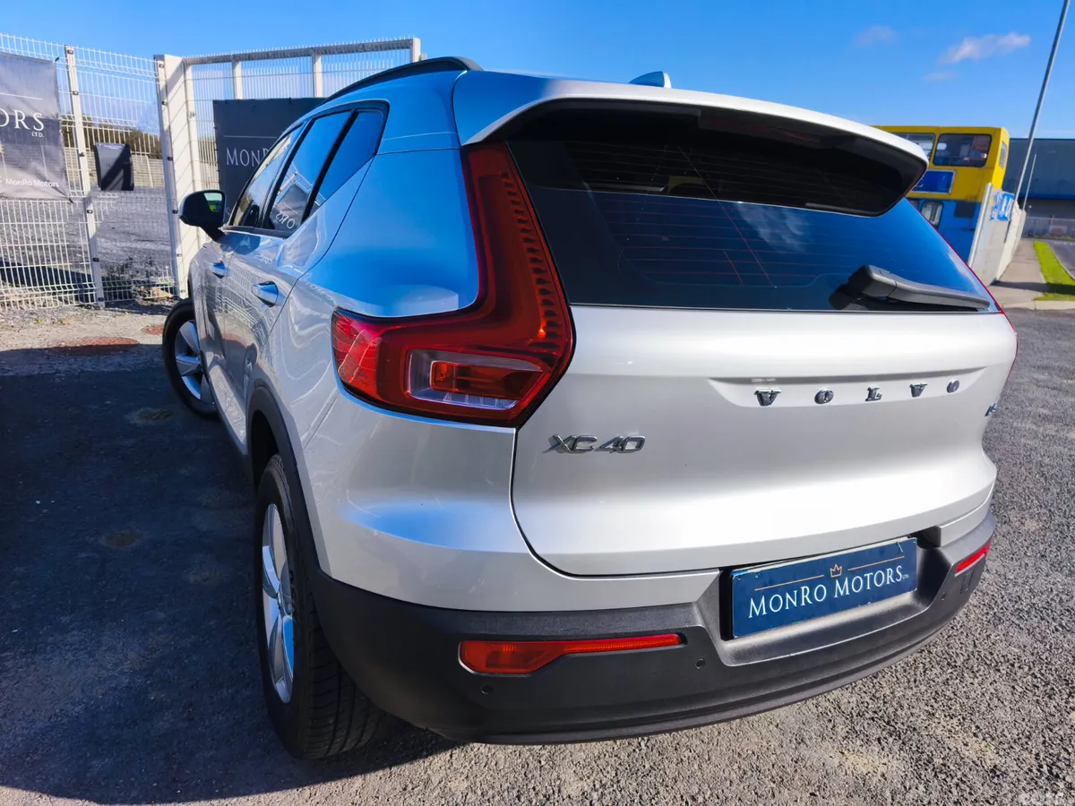 Volvo XC40 SUV, Diesel, 2019, Grey