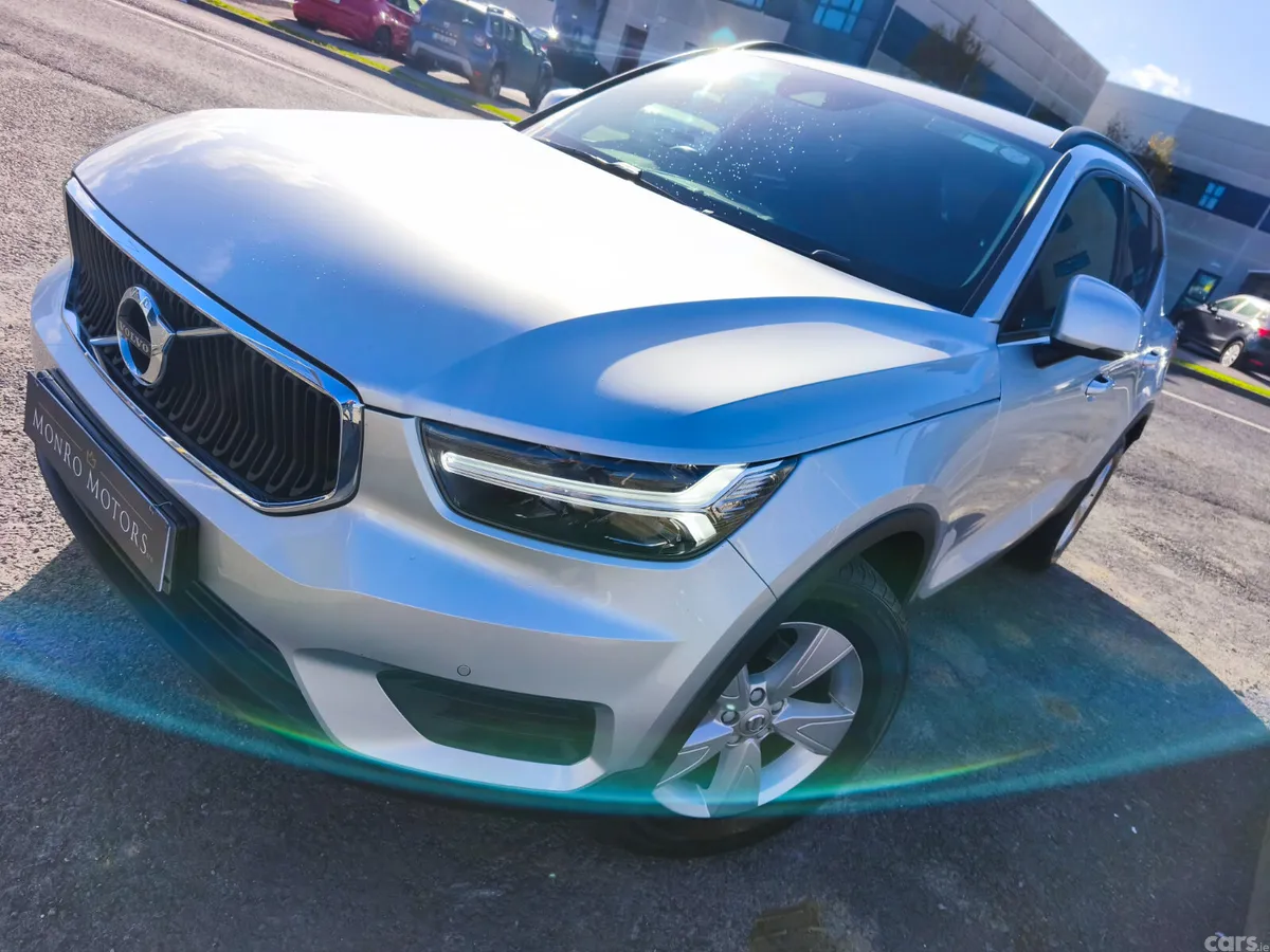 Volvo XC40 SUV, Diesel, 2019, Grey