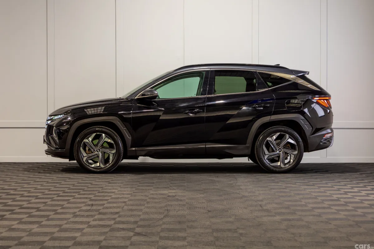 Hyundai Tucson SUV, Petrol Hybrid, 2021, Black