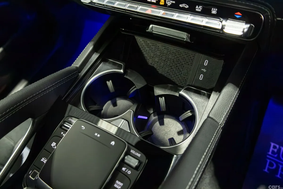 Mercedes-Benz GLE SUV, Petrol Plug-in Hybrid, 2025, Blue