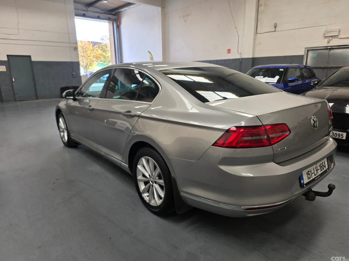 Volkswagen Passat Saloon, Diesel, 2015, Silver