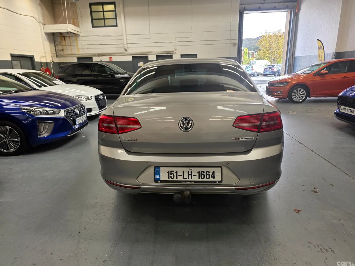 Volkswagen Passat Saloon, Diesel, 2015, Silver