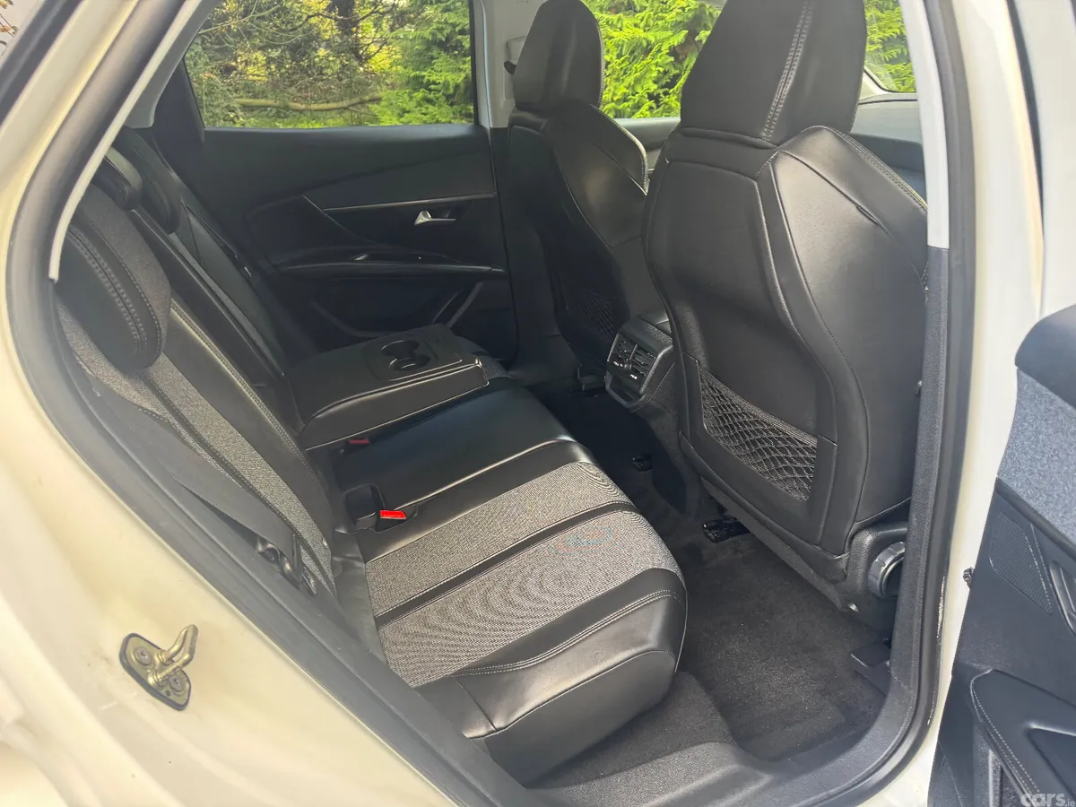 Peugeot 3008 SUV, Diesel, 2017, White