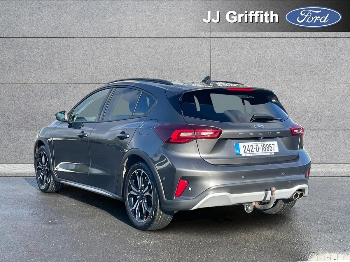 Ford Focus Hatchback, Petrol Hybrid, 2024, Grey