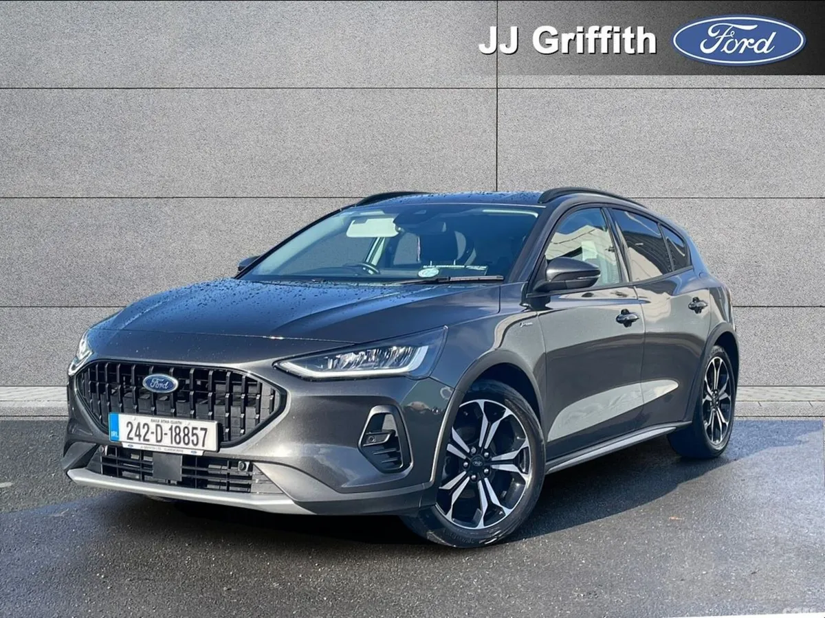 Ford Focus Hatchback, Petrol Hybrid, 2024, Grey