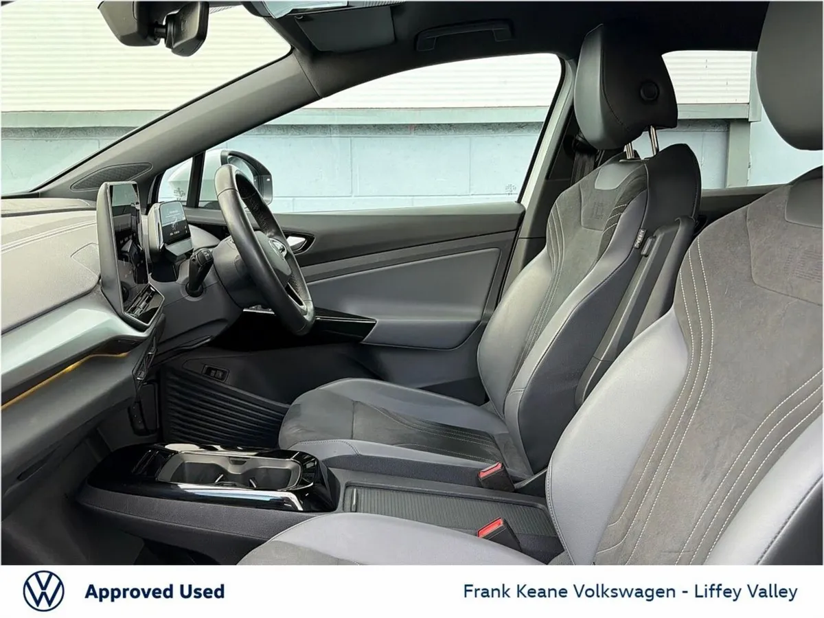 Volkswagen ID.4 SUV, Electric, 2024, White