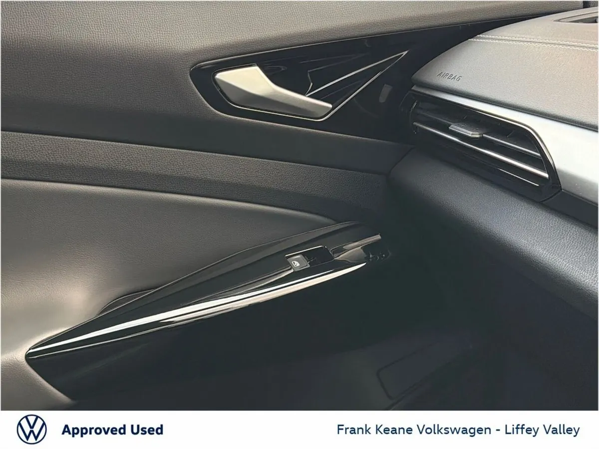 Volkswagen ID.4 SUV, Electric, 2024, White