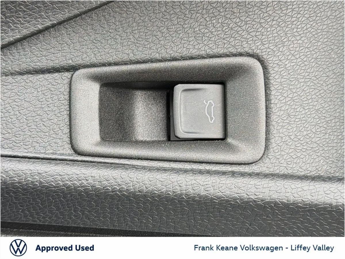 Volkswagen ID.4 SUV, Electric, 2024, White