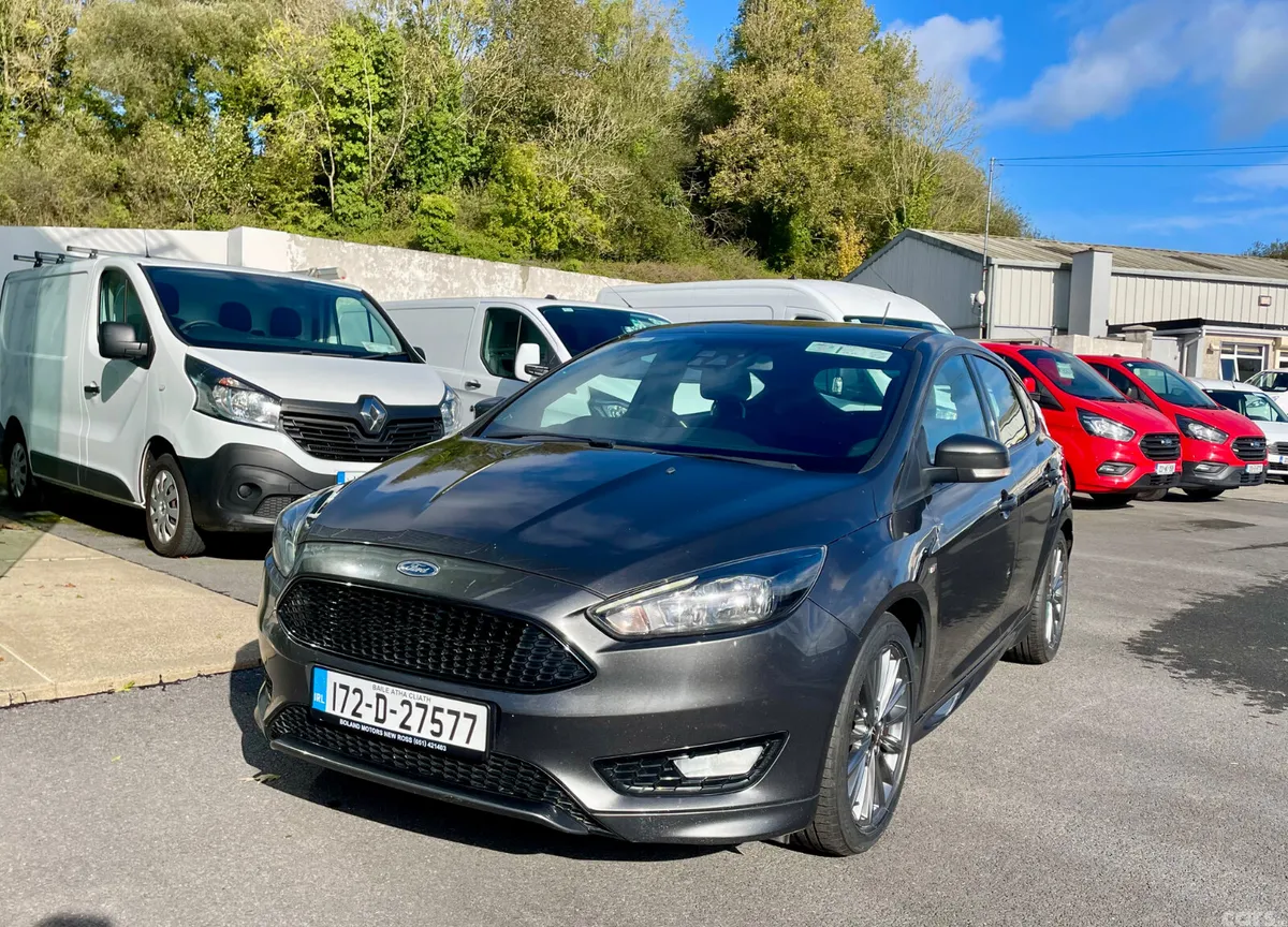 Ford Focus Hatchback, Diesel, 2017, Grey