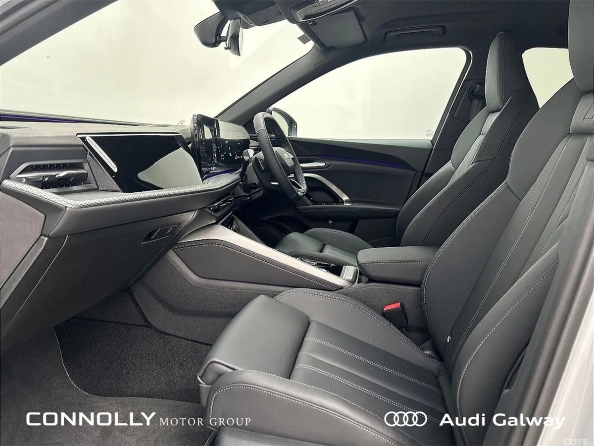 Audi Q5 SUV, Petrol Plug-in Hybrid, 2027, White