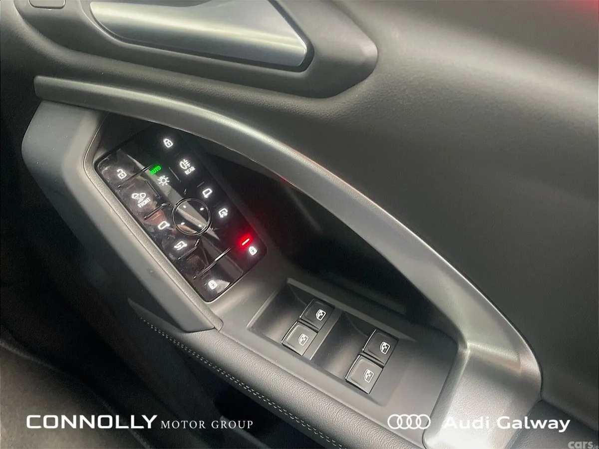 Audi Q5 SUV, Petrol Plug-in Hybrid, 2027, White