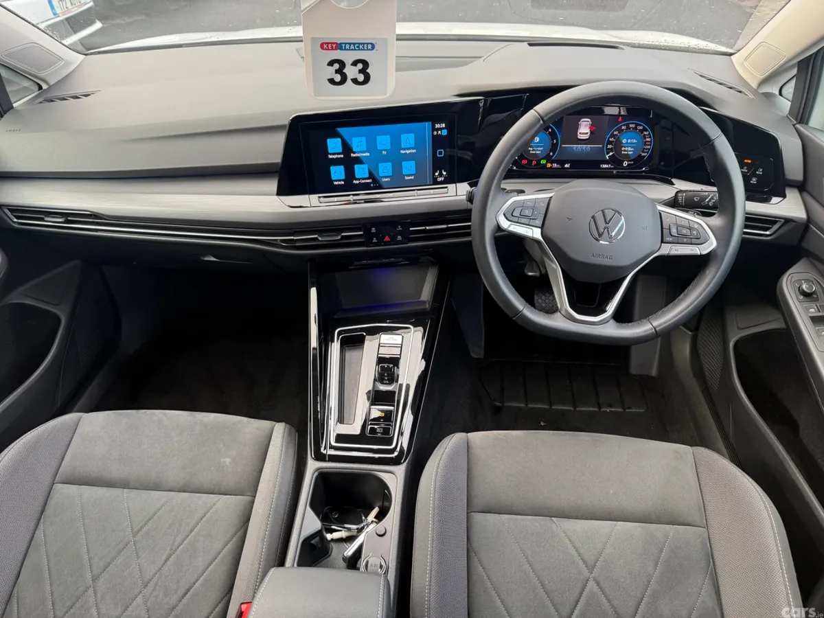 Volkswagen Golf Hatchback, Diesel, 2024, White