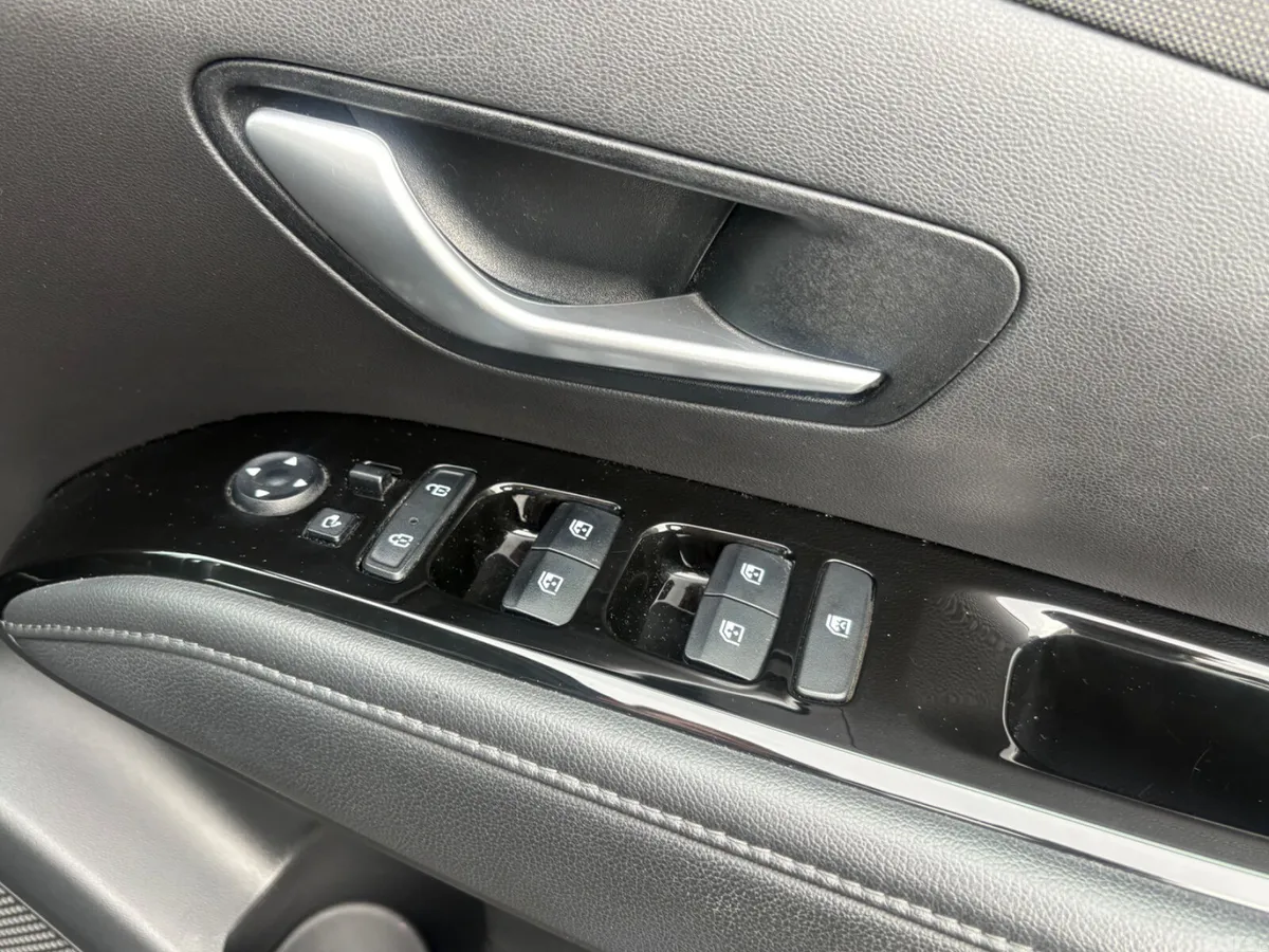 Hyundai Tucson SUV, Petrol Hybrid, 2021, Blue