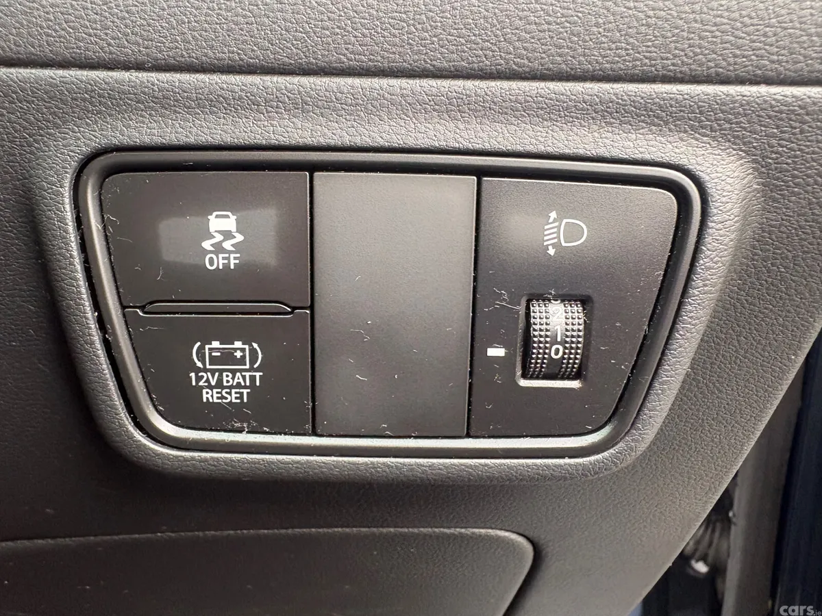 Hyundai Tucson SUV, Petrol Hybrid, 2021, Blue