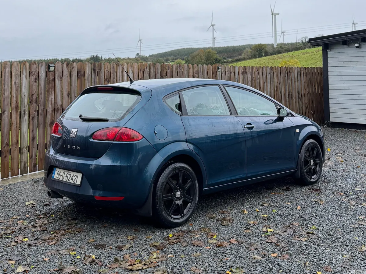 SEAT Leon Hatchback, Petrol, 2006, Blue