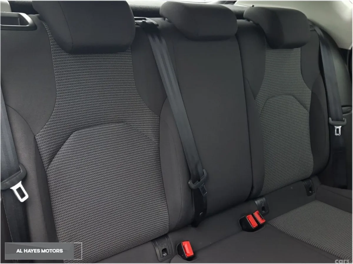 SEAT Leon Hatchback, Diesel, 2019, Blue