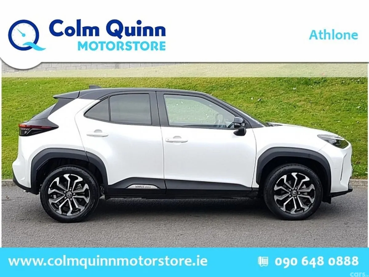 Toyota Yaris Cross SUV, Petrol Hybrid, 2023, White