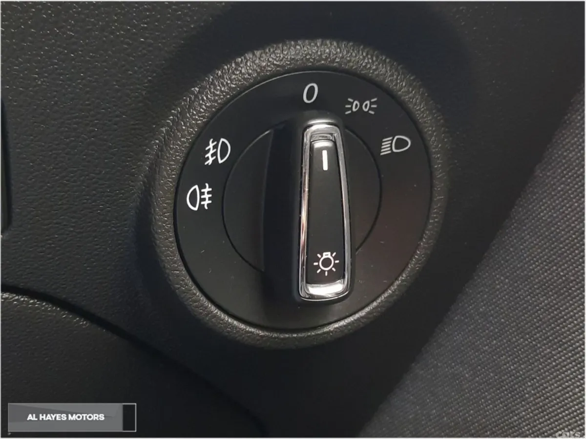 SEAT Leon Hatchback, Diesel, 2019, Blue