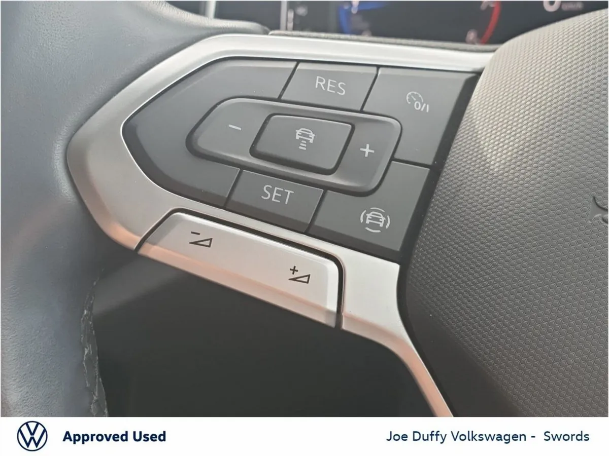 Volkswagen T-Roc SUV, Diesel, 2024, Black