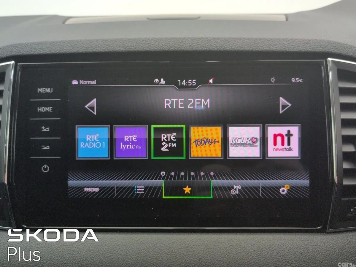 Skoda Karoq Estate, Petrol, 2024, Grey