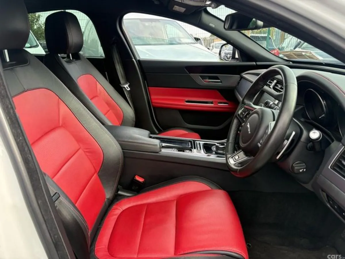 Jaguar XF Saloon, Diesel, 2018, White