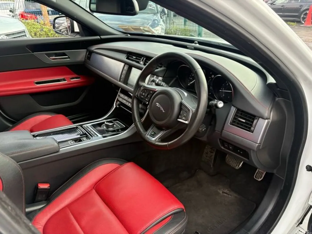 Jaguar XF Saloon, Diesel, 2018, White