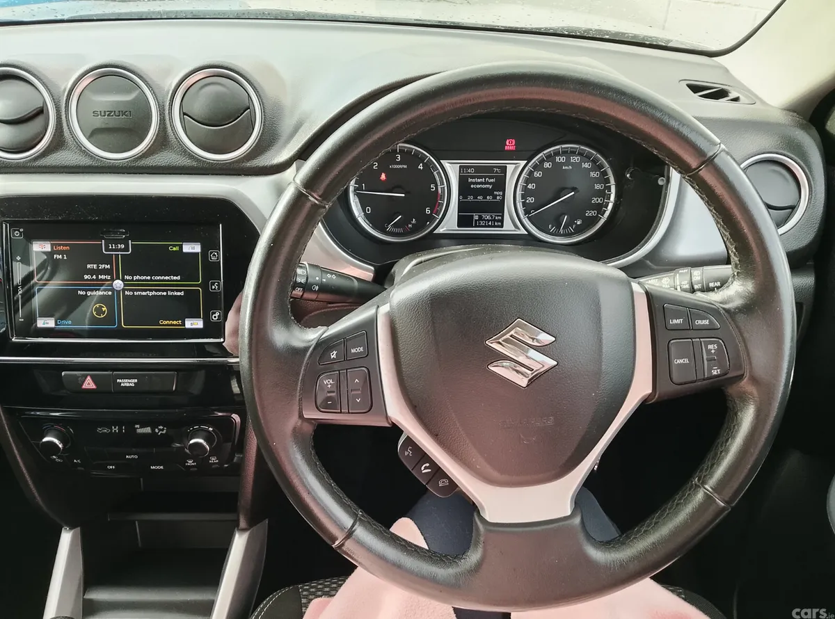 Suzuki Vitara SUV, Diesel, 2018, Grey