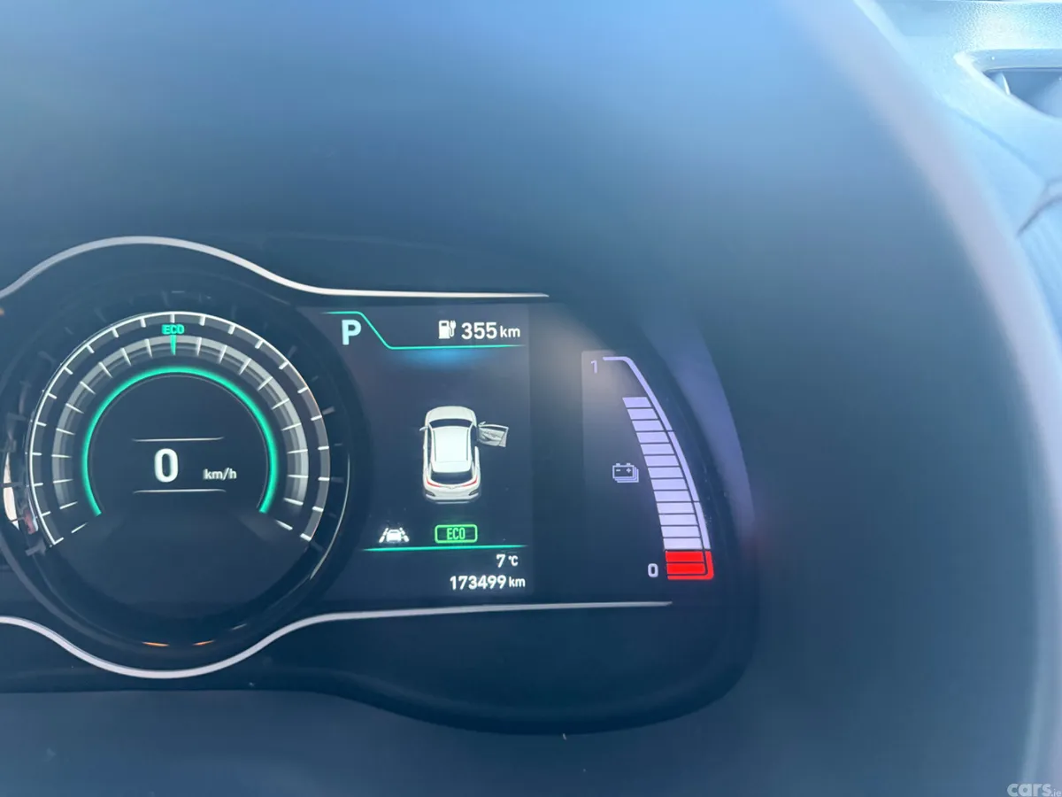 Hyundai KONA MPV, Electric, 2021, Red