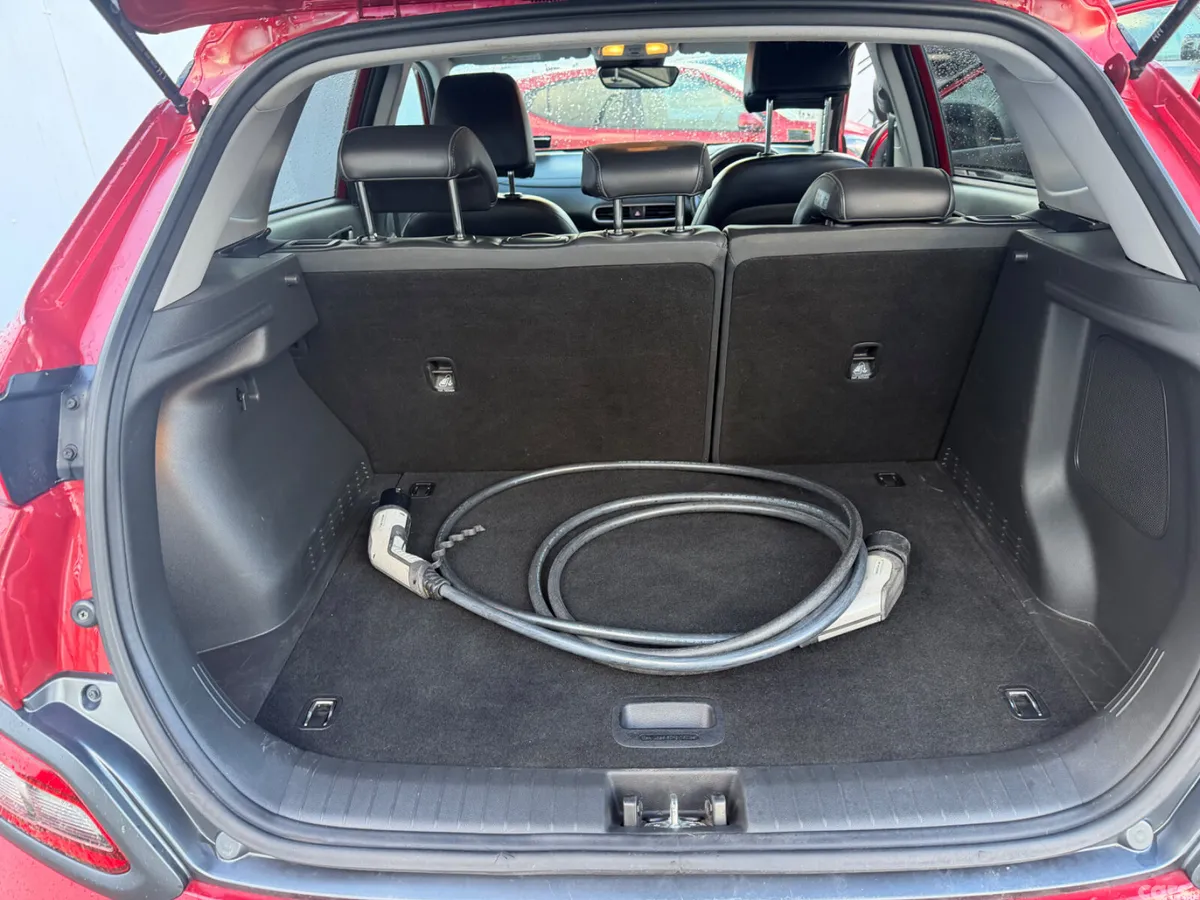 Hyundai KONA MPV, Electric, 2021, Red