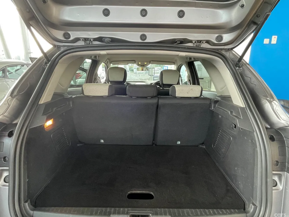 Renault Captur Hatchback, Petrol, 2021, Grey