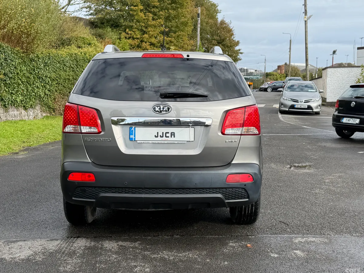 Kia Sorento SUV, Diesel, 2012, Silver