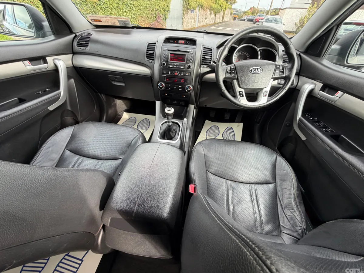 Kia Sorento SUV, Diesel, 2012, Silver