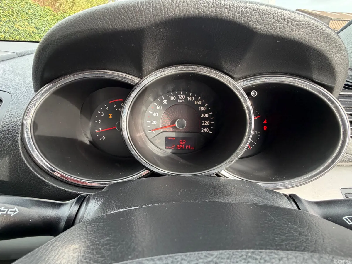 Kia Sorento SUV, Diesel, 2012, Silver