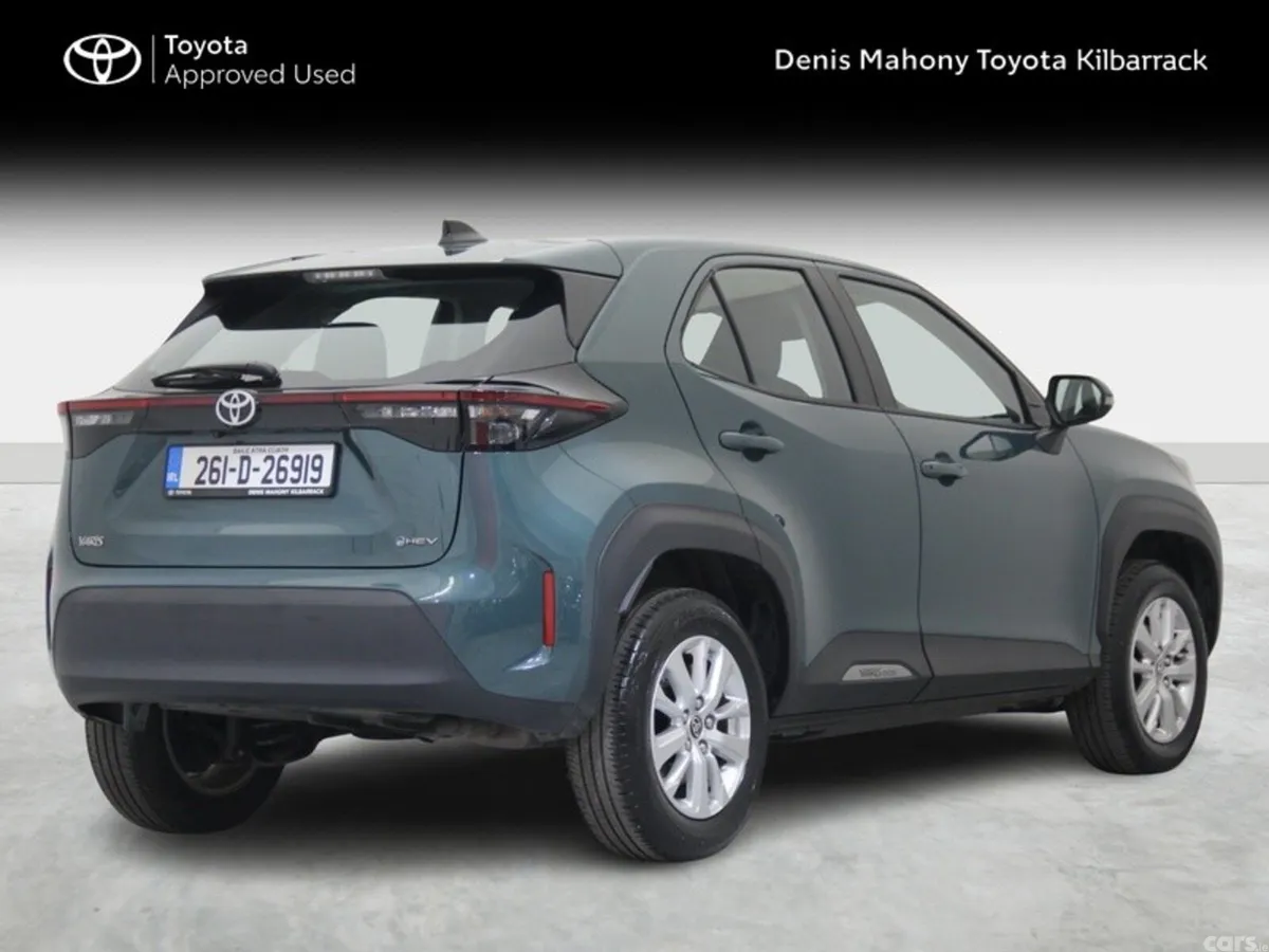 Toyota Yaris Cross Hatchback, Petrol Hybrid, 2026, Green
