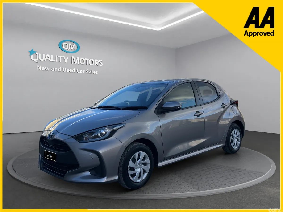 Toyota Yaris Hatchback, Petrol Hybrid, 2022, Brown