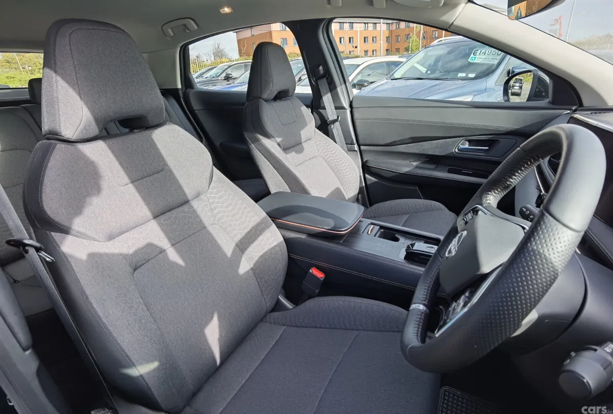 Nissan Ariya SUV, Electric, 2024, Green