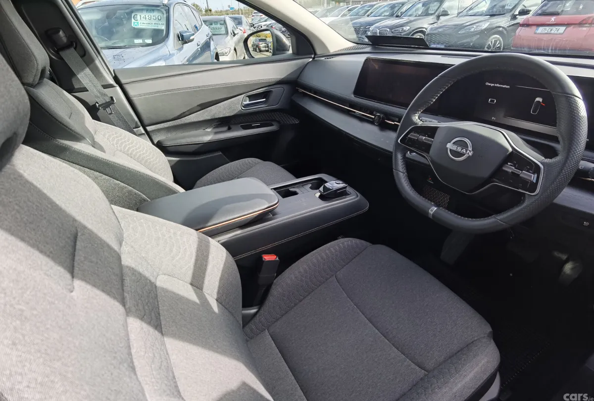 Nissan Ariya SUV, Electric, 2024, Green
