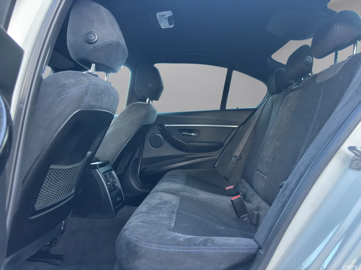 BMW 3-Series Saloon, Petrol, 2018, White