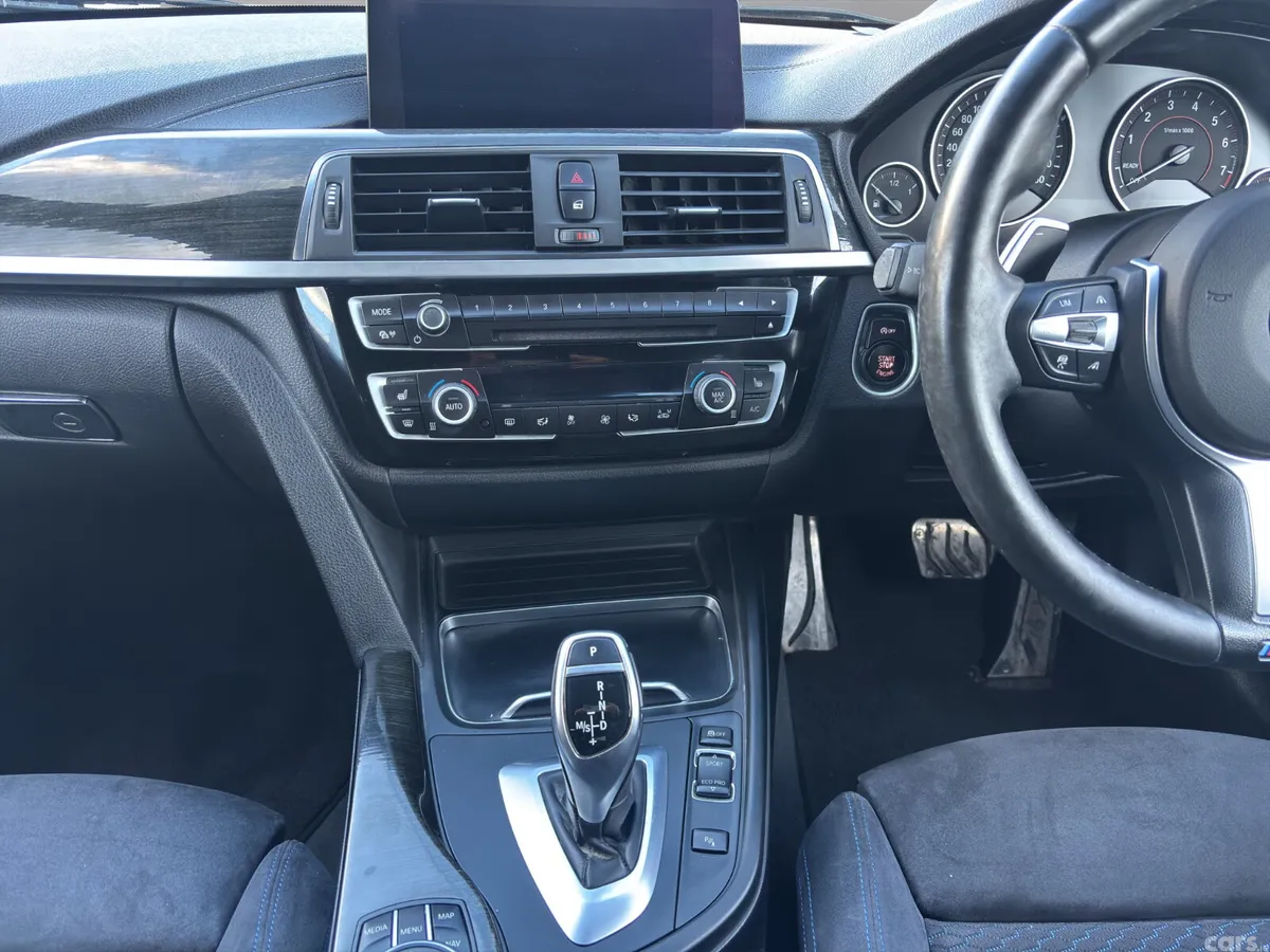 BMW 3-Series Saloon, Petrol, 2018, White