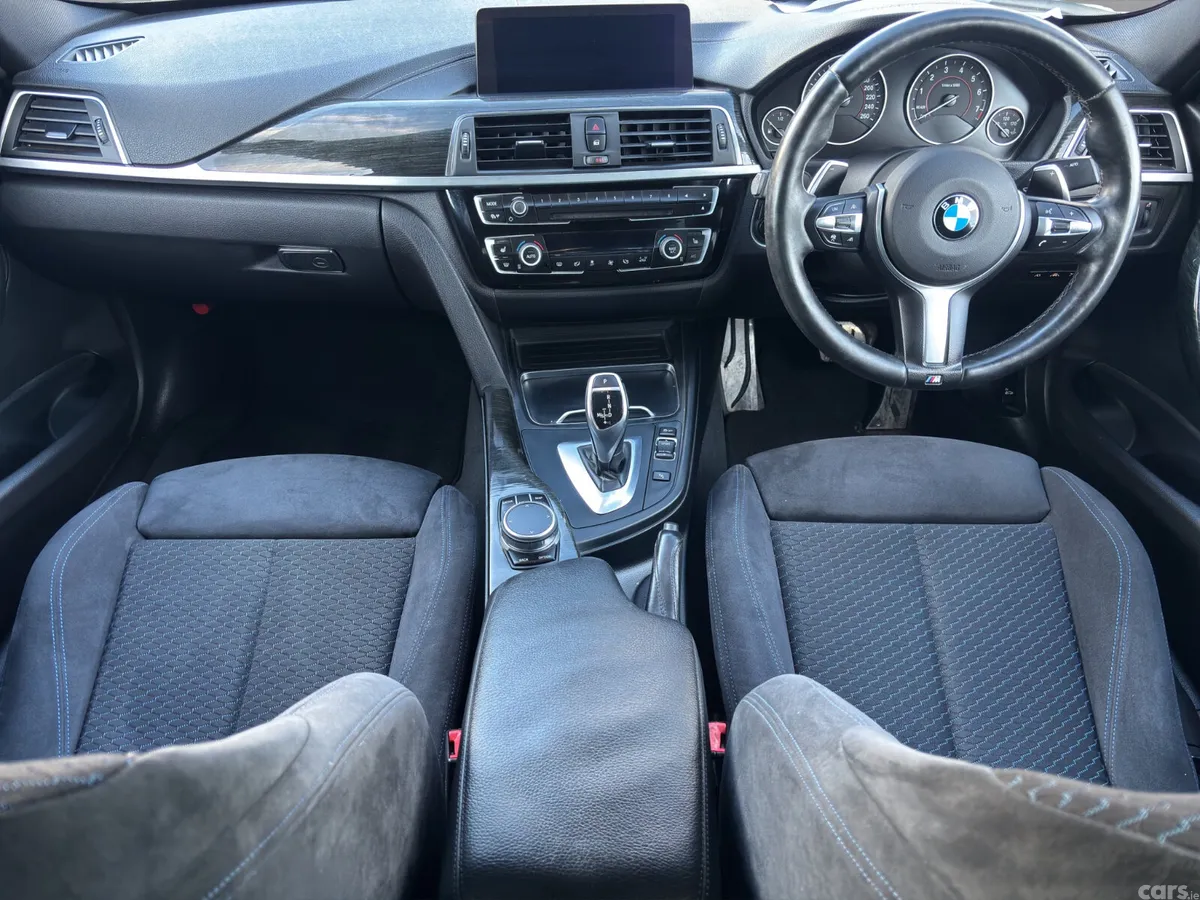 BMW 3-Series Saloon, Petrol, 2018, White
