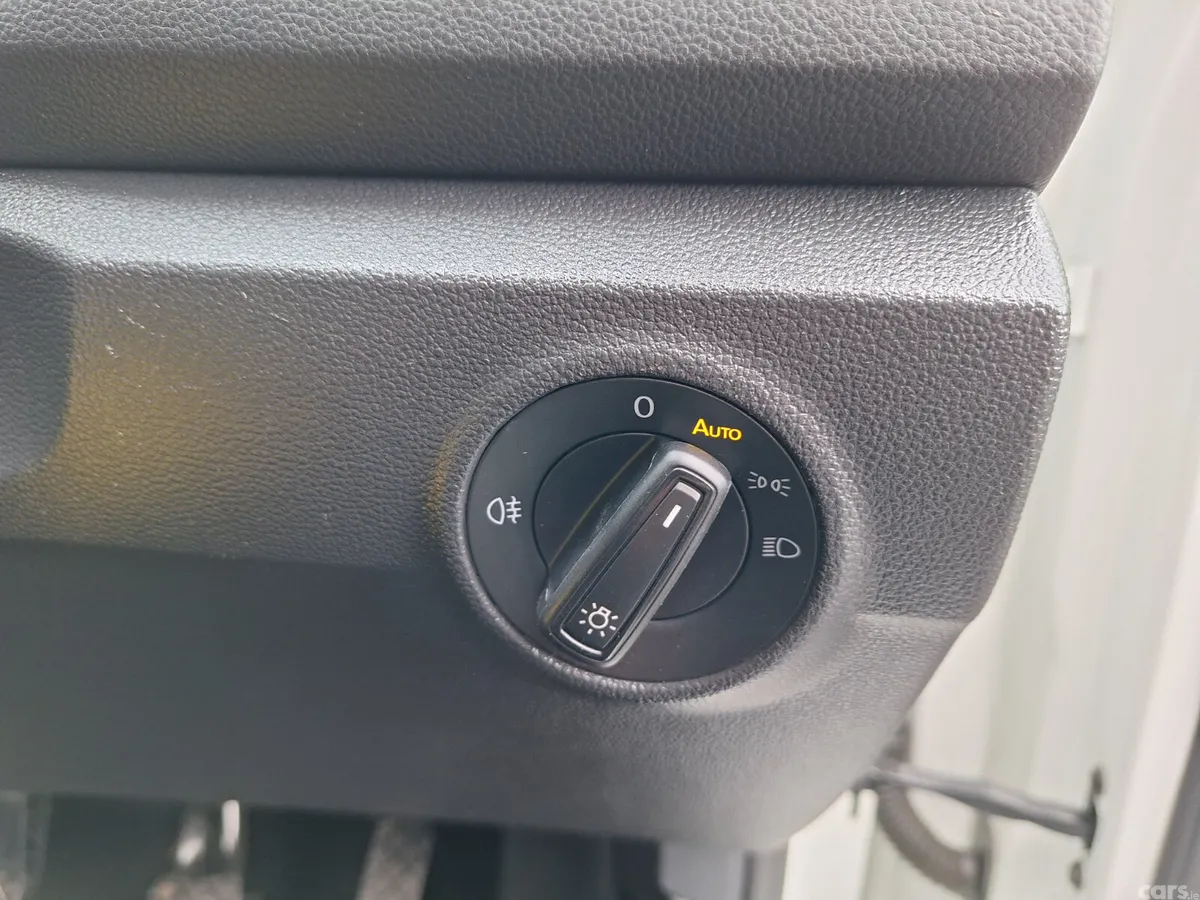 Volkswagen T-Roc SUV, Petrol, 2023, White
