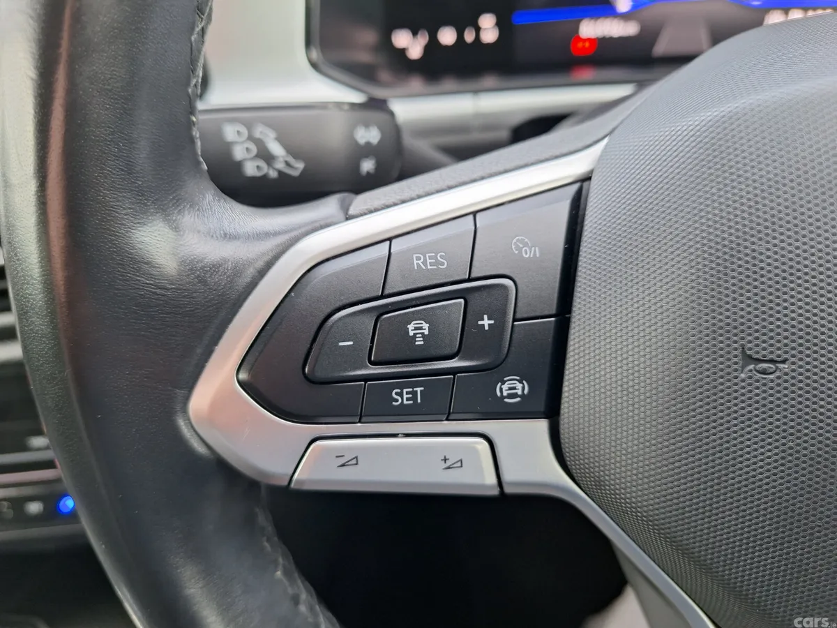 Volkswagen T-Roc SUV, Petrol, 2023, White