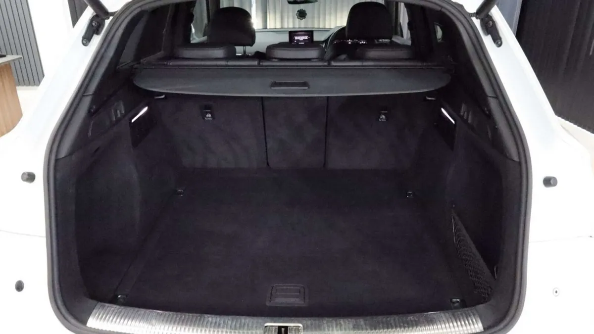 Audi Q5 SUV, Diesel, 2019, White