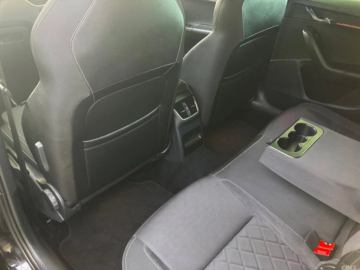 Skoda Octavia Hatchback, Diesel, 2019, Black