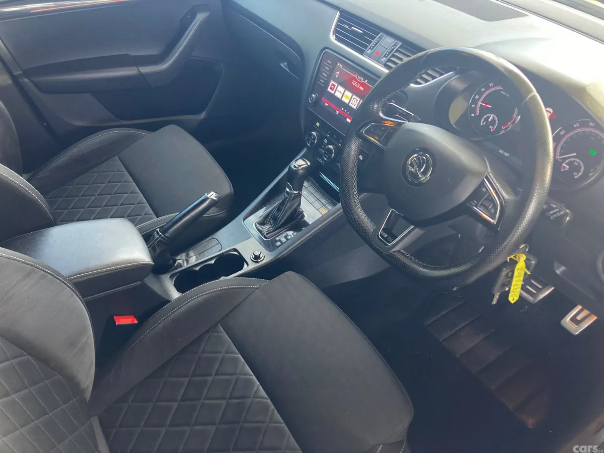 Skoda Octavia Hatchback, Diesel, 2019, Black