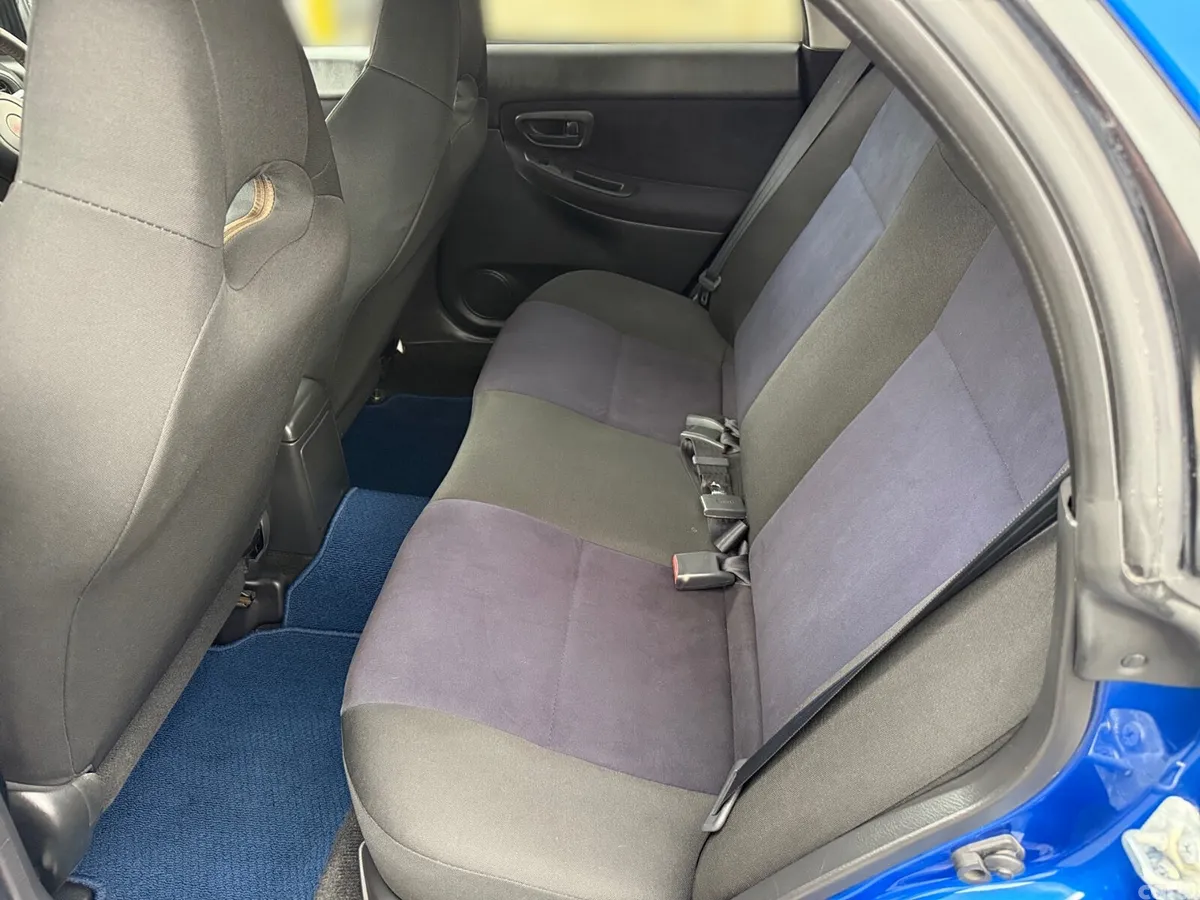 Subaru Impreza Saloon, Petrol, 2005, Blue
